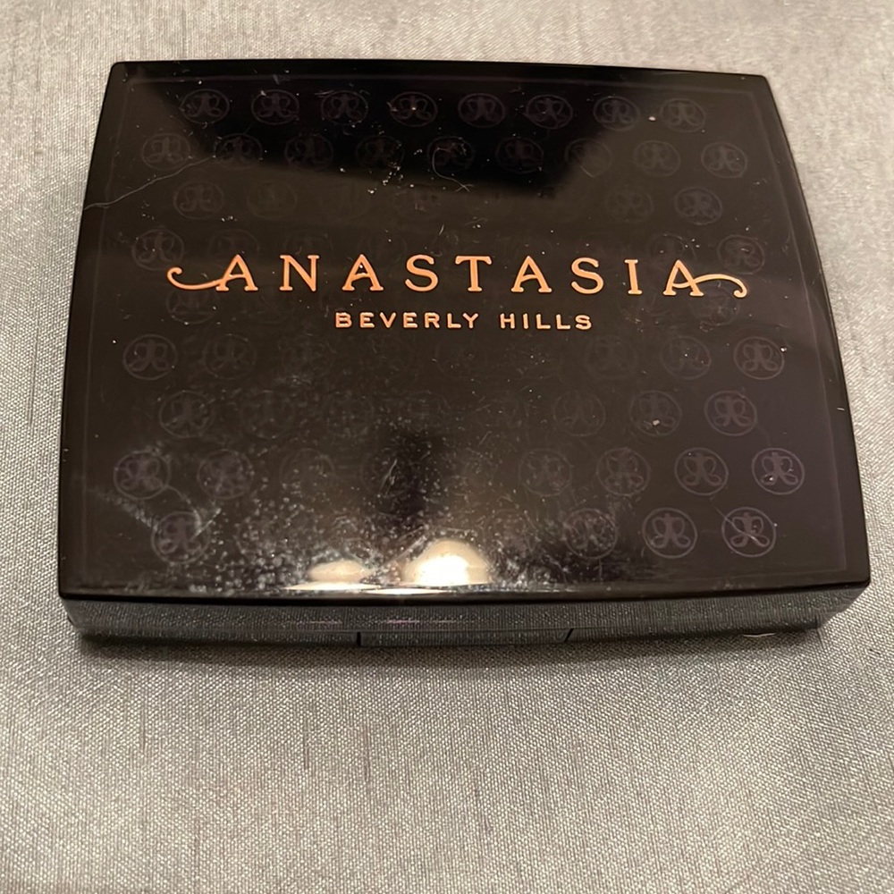 Peachy Love blush trio ABH